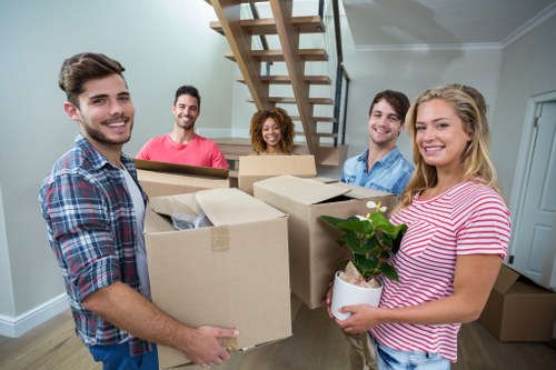 Professional packing and unpacking services in Belgravia for elegant residential moves