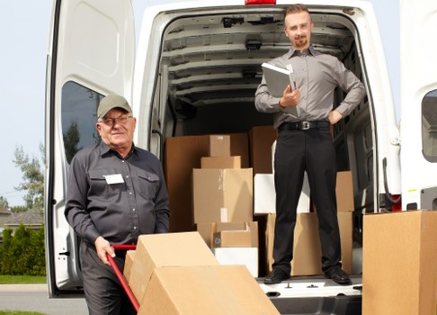 Belgravia moving crew reviewing health and safety procedures