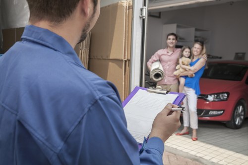 Cubic-yard move estimate for furniture in a stylish Belgravia home