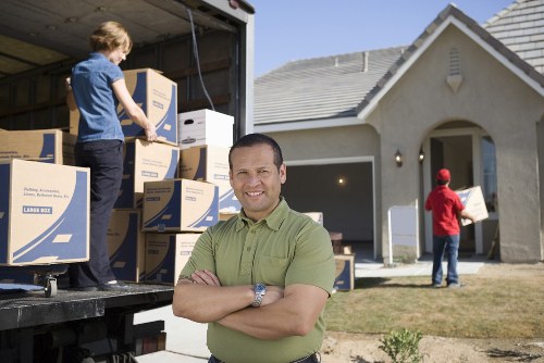 Careful packing of fragile household items for Belgravia relocation