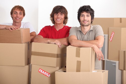 Benefits of using a removal truck for moving day