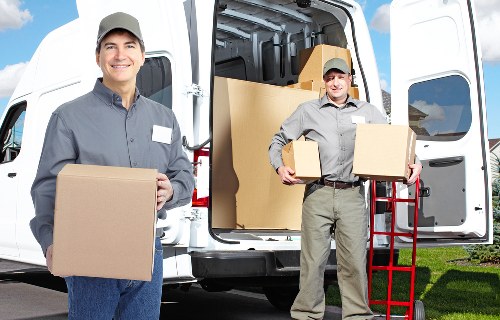 Reusable packing supplies and sorted recycling materials during removal